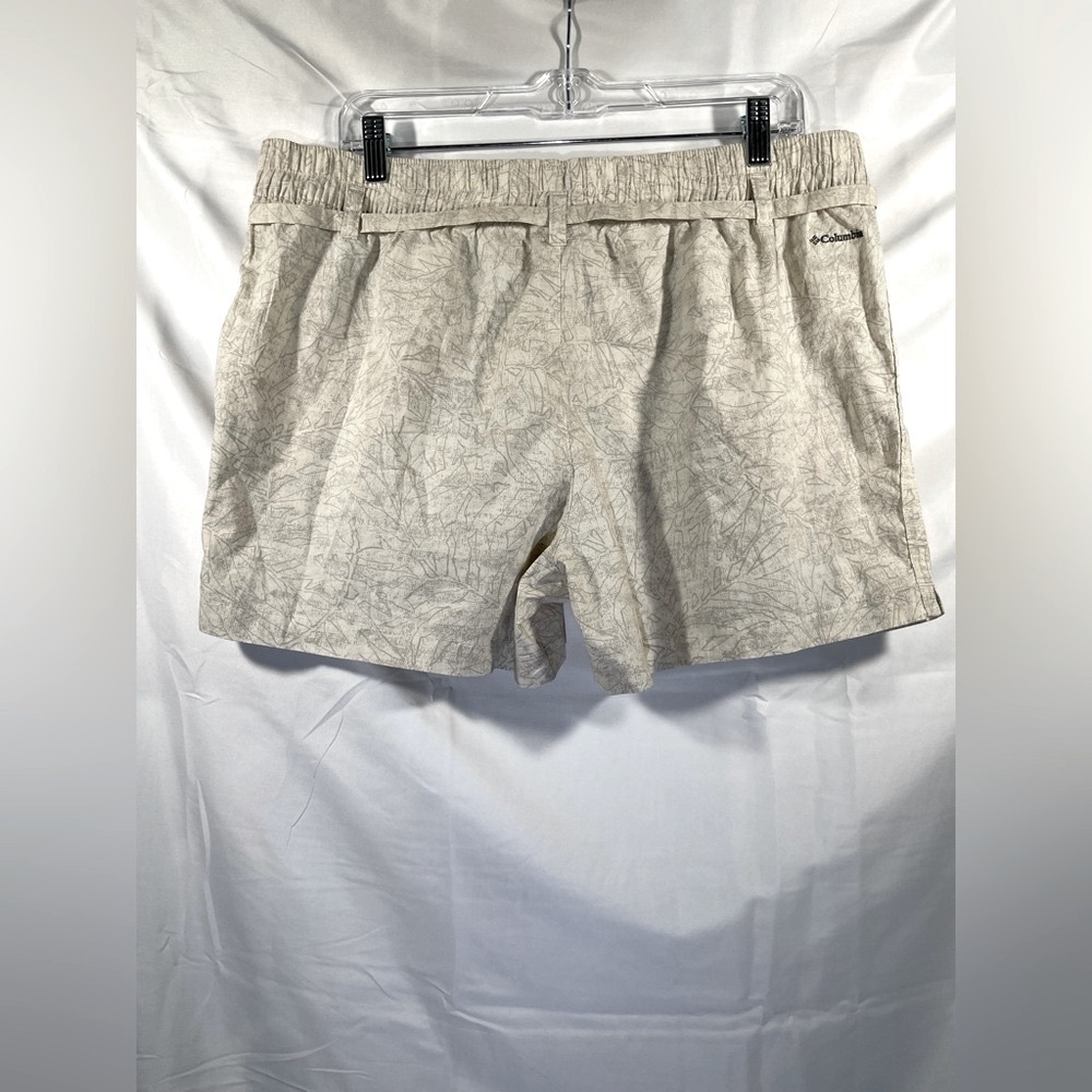 Columbia Summer Chill Womens Shorts Casual Lightweight Outdoor Active Sz L - Picture 5 of 12